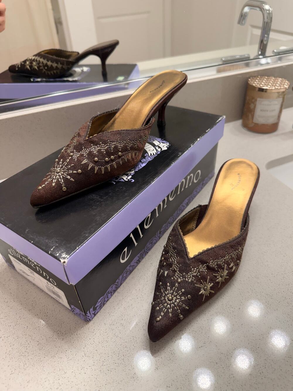 Ellemenno Kitten Heels